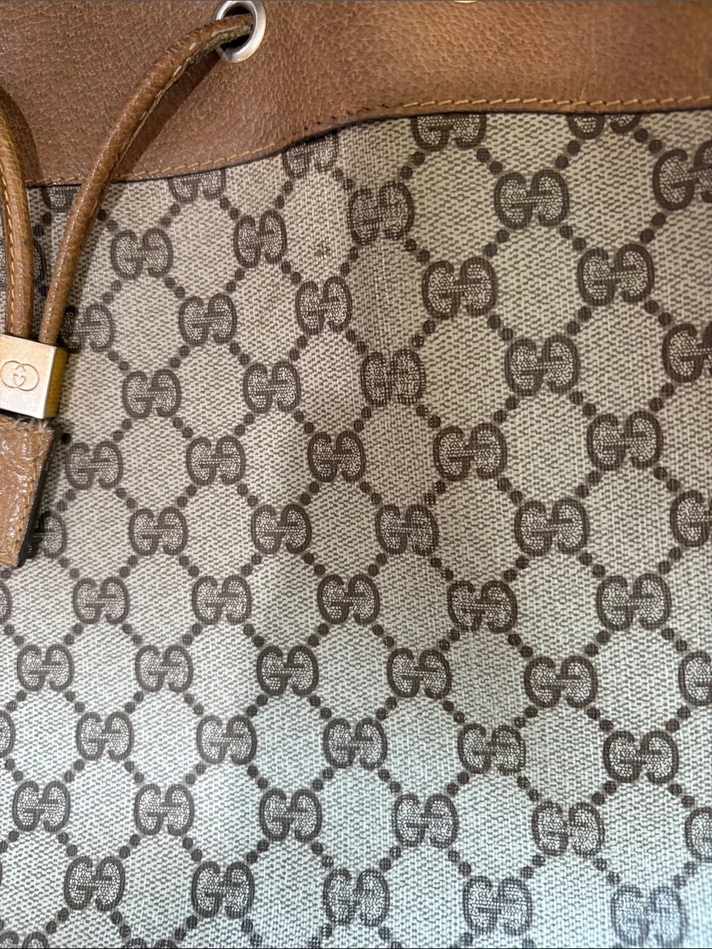 Gucci signature printed vintage crossbody bag as is - Picture 11 of 14